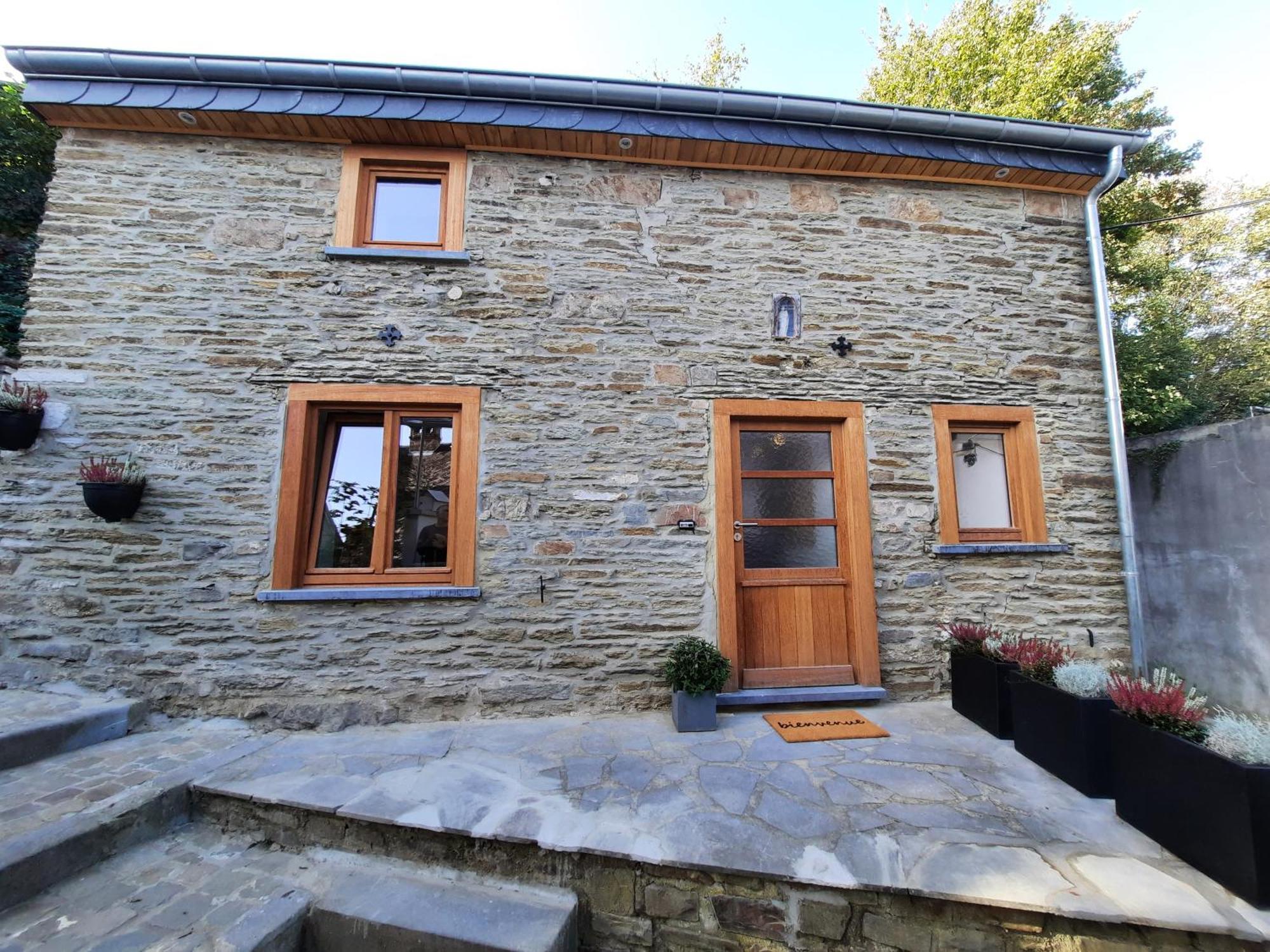 Bulle En Ville Maisonnette De Charme Spa Exterior foto